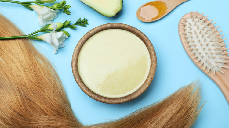 9 DIY Protein Hair Masks for Healthy Hair: Benefits, Recipes ...